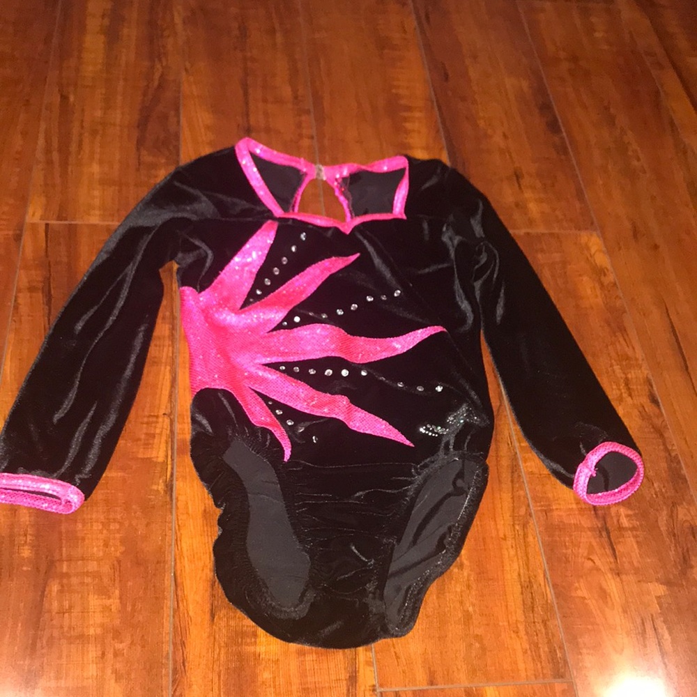Gymnastics leotard